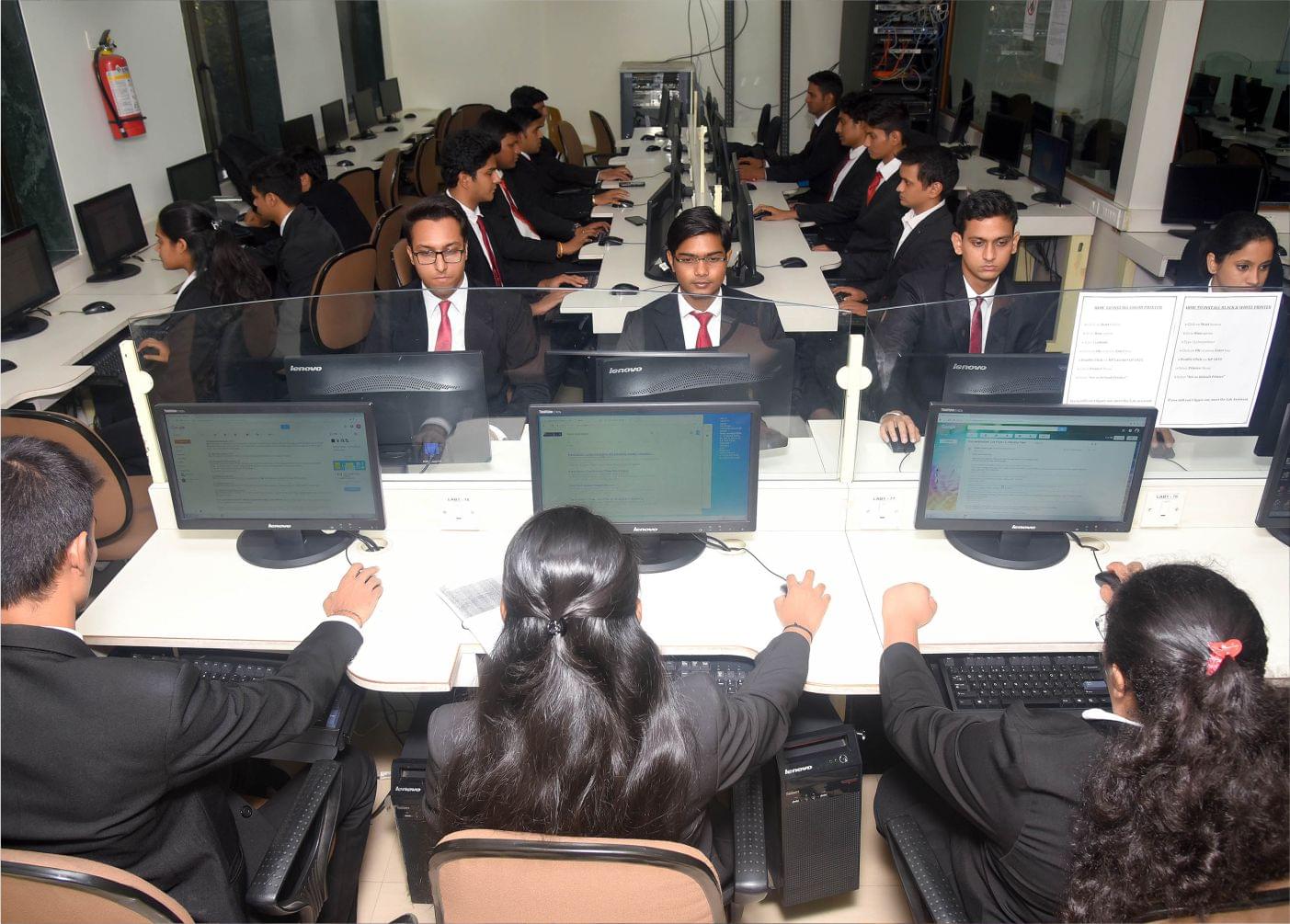 Chetana's Institute of Management and Research Mumbai IT Lab. photo 3